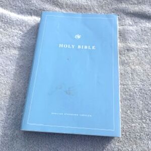 Bible . Softcover Book